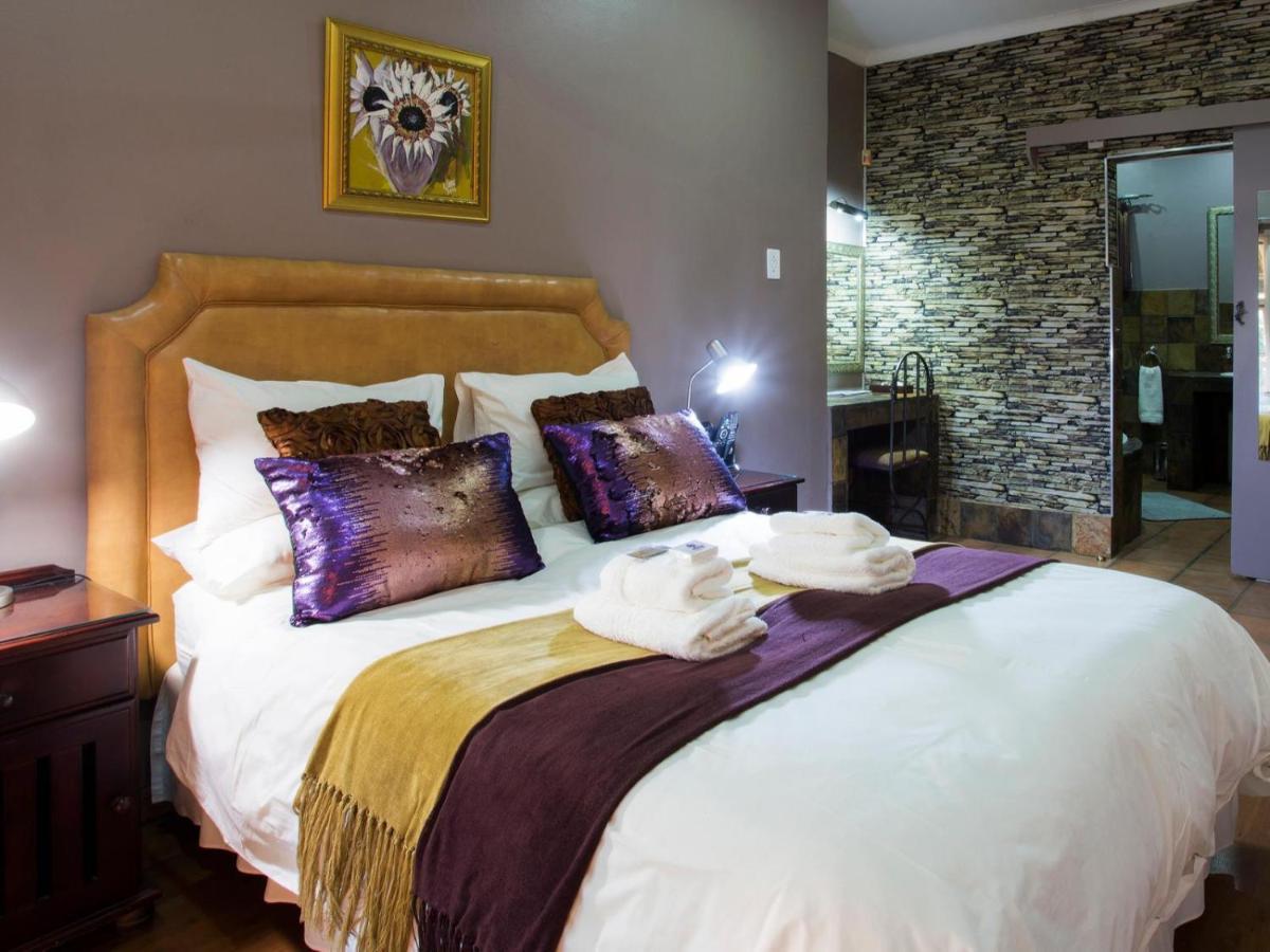 Purple Gecko Guest Houseライデンバーグ エクステリア 写真