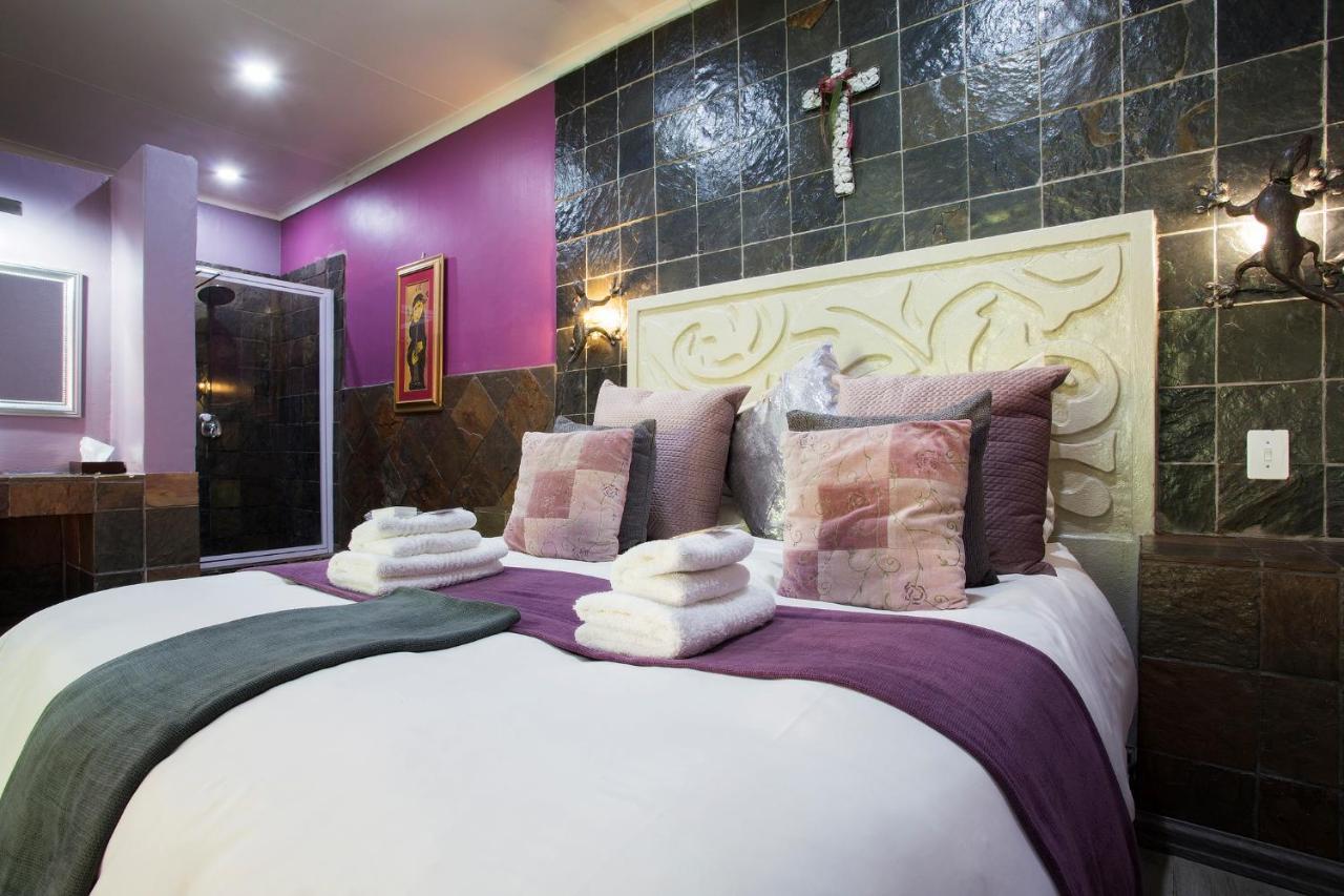 Purple Gecko Guest Houseライデンバーグ エクステリア 写真